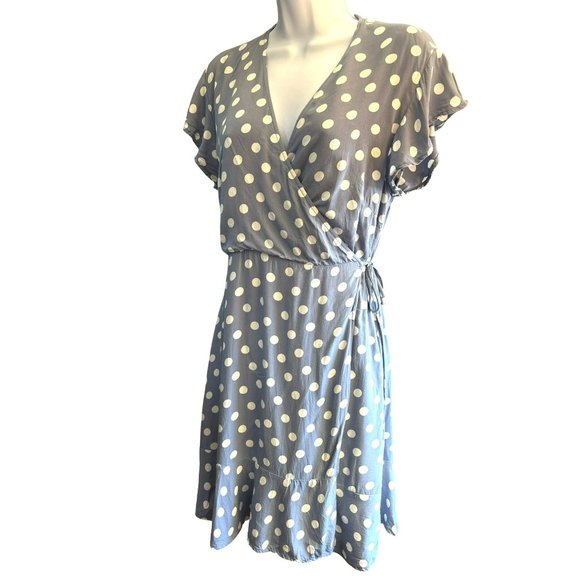 Rails Women's Periwinkle Leanne Polka Dot Wrap Dress Medium Mini Ruffle Trim - Picture 3 of 6